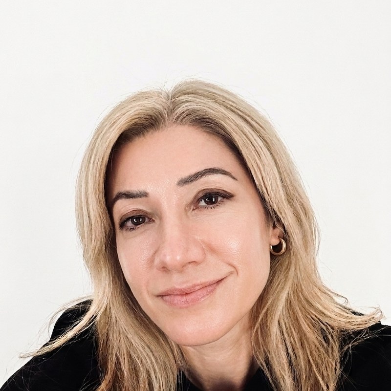 Portrait of Dr Elisa Forestan